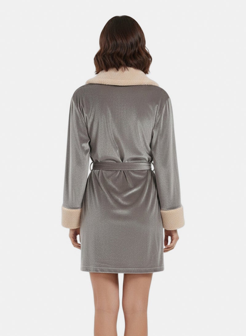 Carina Velvet Robe with Fur Trim - Image 3